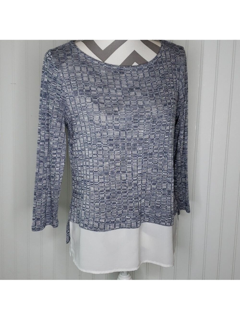 Ivanka Trump Blue Pull Over Sweater Top Size Small